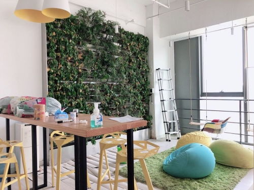 辦公室出租精裝正對電梯采光好帶家具丨地鐵直達誠盈中心北五環(huán)出租 辦公樓租賃 北京我愛我家